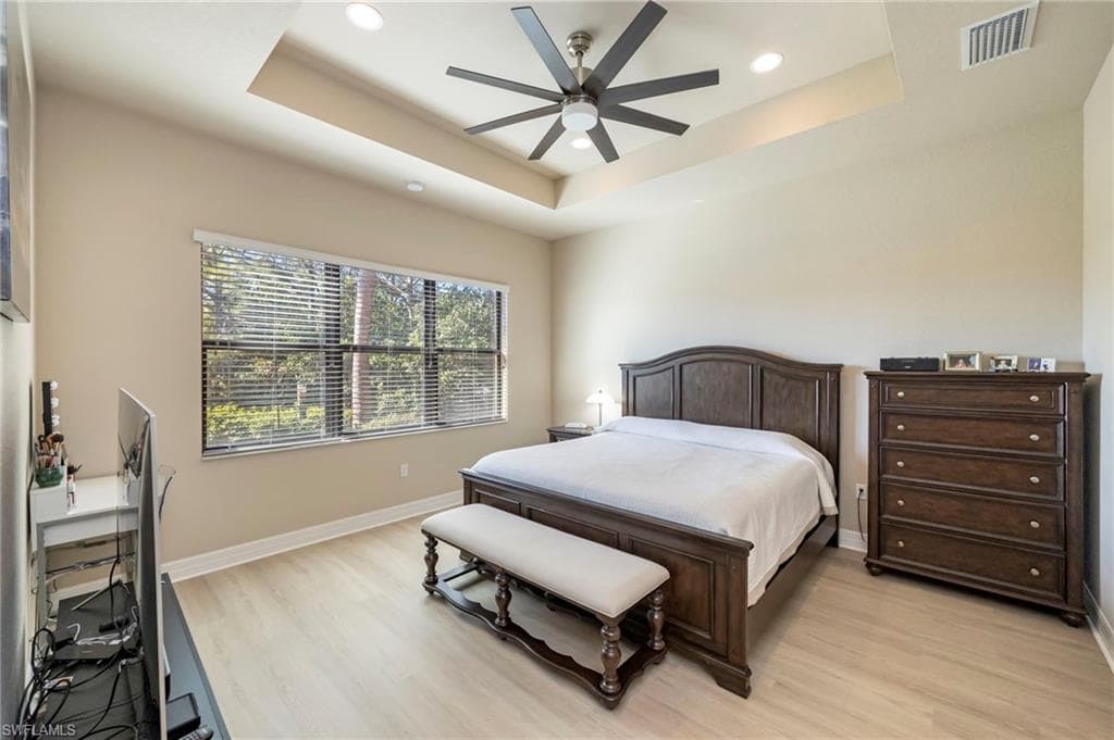 13315 Silktail DR, NAPLES FL 34109-14