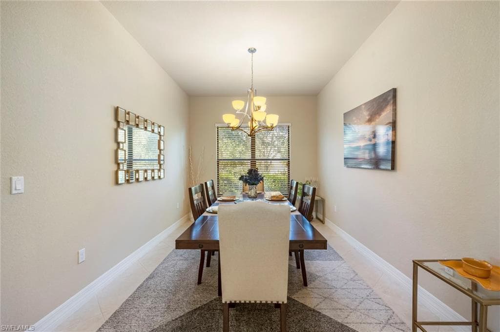 13315 Silktail DR, NAPLES FL 34109-10