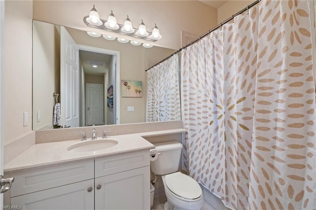 13315 Silktail DR, NAPLES FL 34109-20