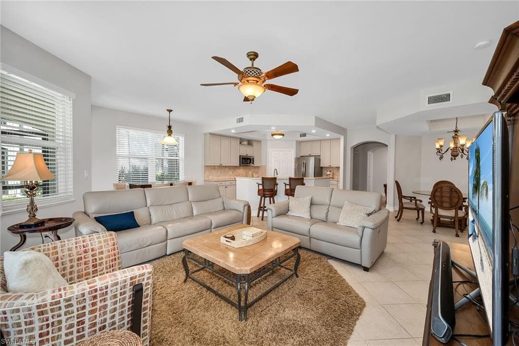 1285 Rialto WAY # 102, NAPLES FL 34114-2