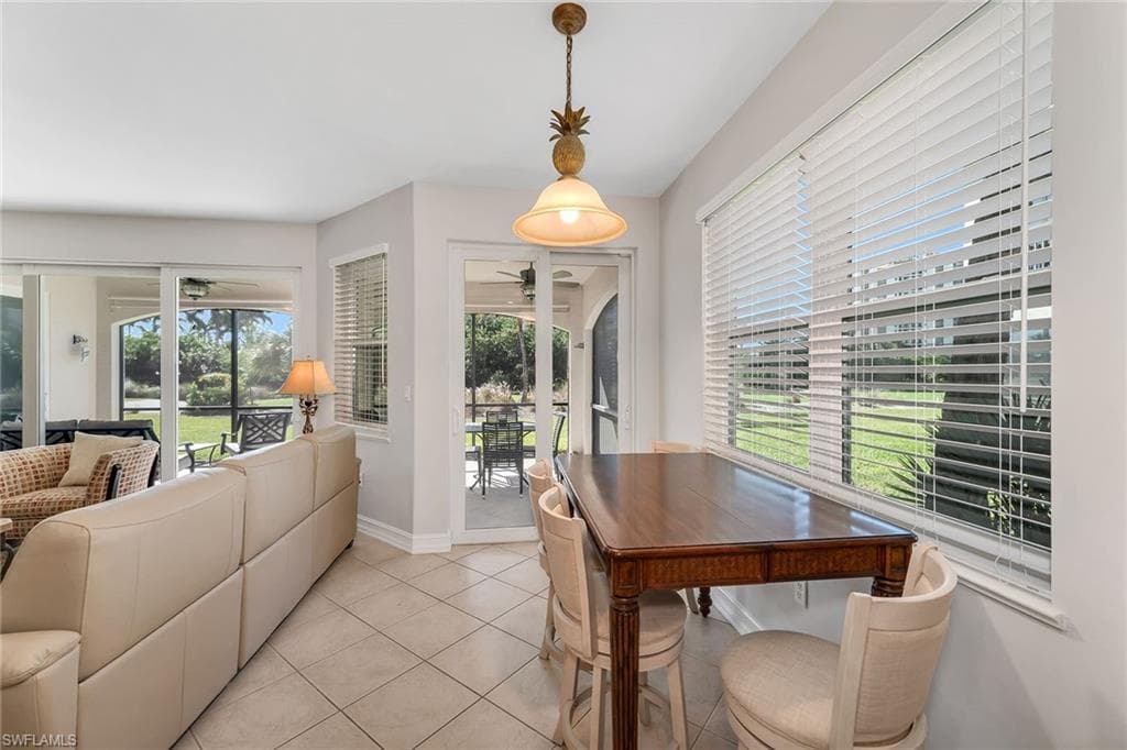 1285 Rialto WAY # 102, NAPLES FL 34114-14