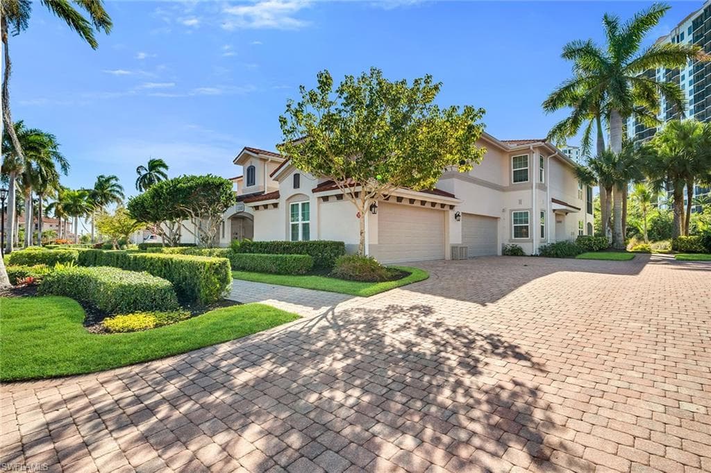 1285 Rialto WAY # 102, NAPLES FL 34114-39