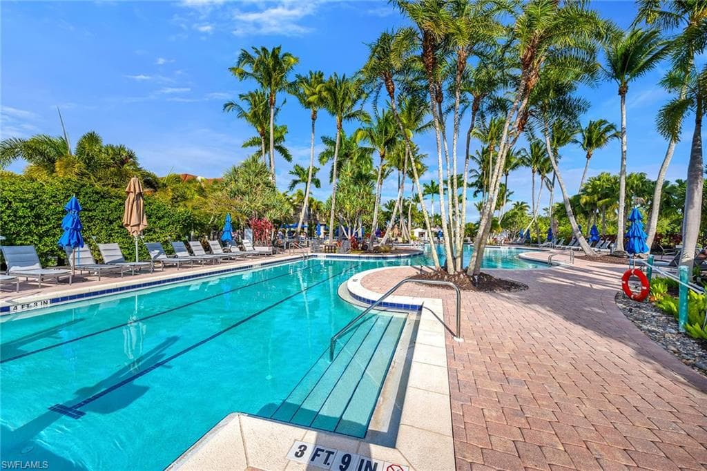 1285 Rialto WAY # 102, NAPLES FL 34114-30