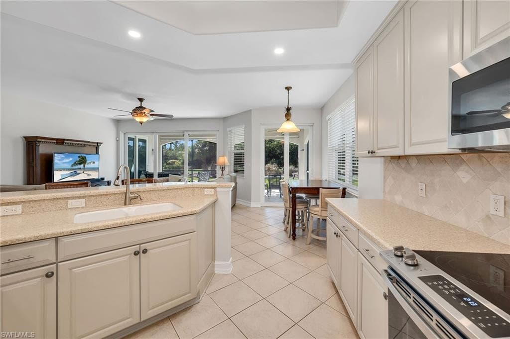 1285 Rialto WAY # 102, NAPLES FL 34114-7