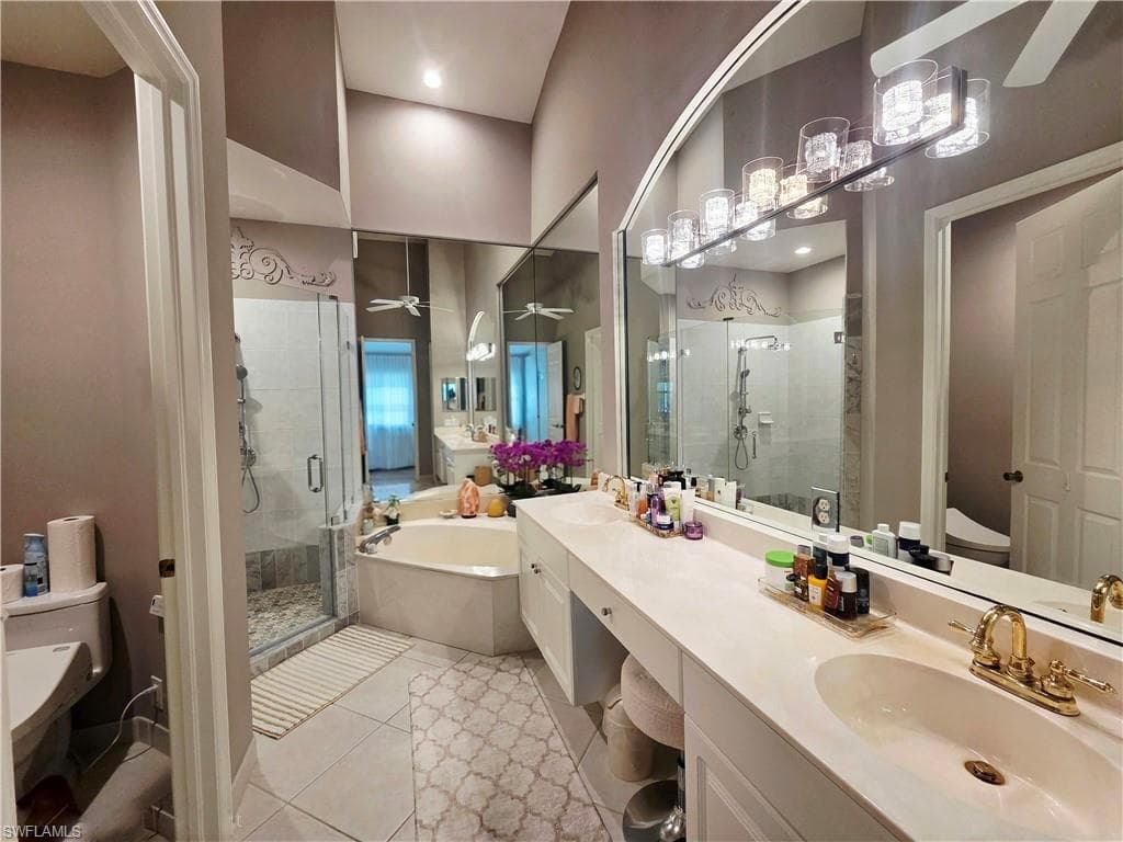 6775 Huntington Lakes CIR # 202, NAPLES FL 34119-10