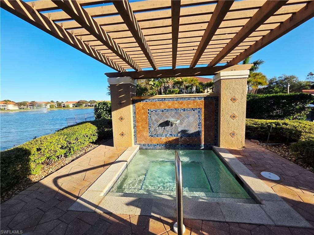 6775 Huntington Lakes CIR # 202, NAPLES FL 34119-30