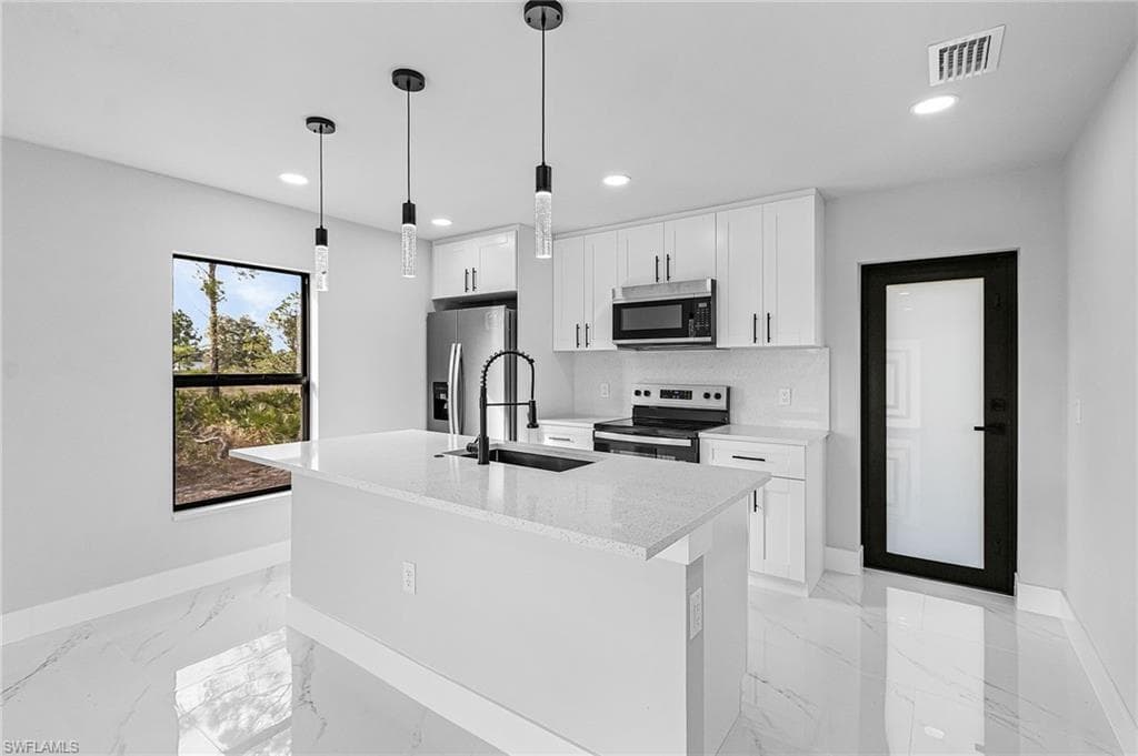 2618 41 ST W, LEHIGH ACRES FL 33971-4