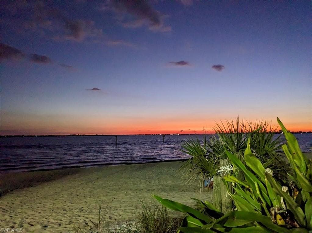 1209 SE 8th ST # 111, CAPE CORAL FL 33990-39