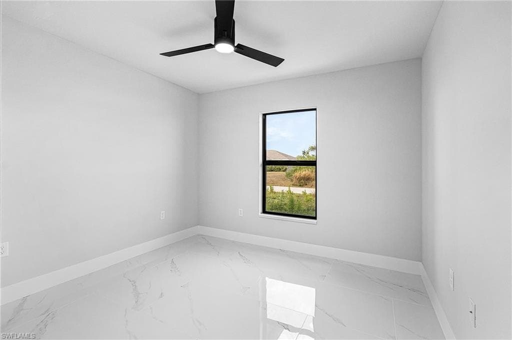 2507 26 ST SW, LEHIGH ACRES FL 33976-4