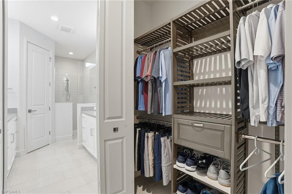 11655 Solano DR, FORT MYERS FL 33966-24