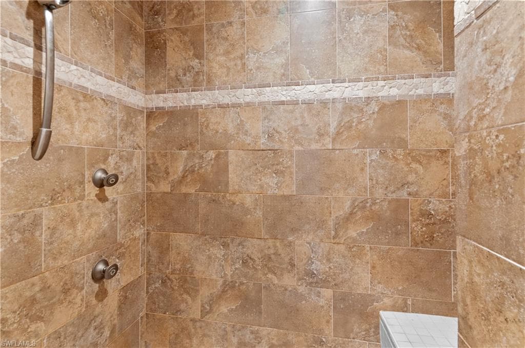 13308 Island RD, FORT MYERS FL 33905-15