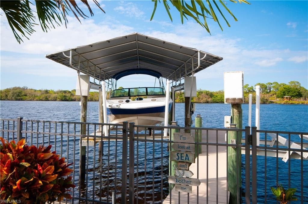 13308 Island RD, FORT MYERS FL 33905-3