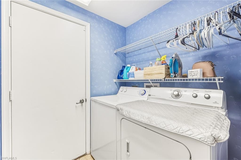 3670 Sunland LN, ESTERO FL 33928-18