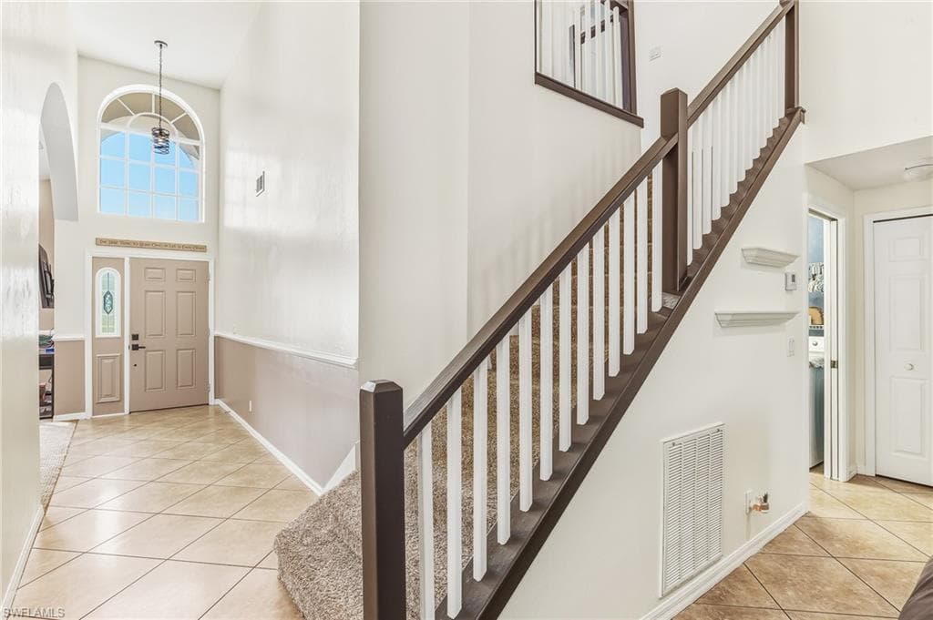 3670 Sunland LN, ESTERO FL 33928-3