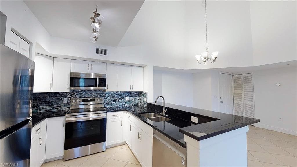 1210 Wildwood Lakes BLVD # 306, NAPLES FL 34104-1