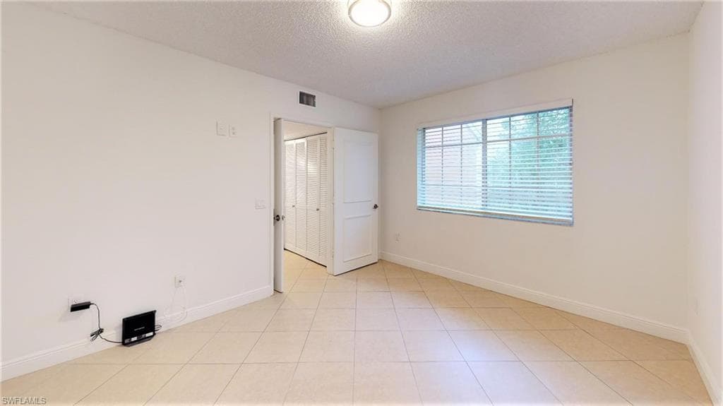 1210 Wildwood Lakes BLVD # 306, NAPLES FL 34104-11