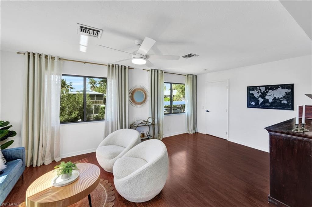 1285 Grand Canal DR-15