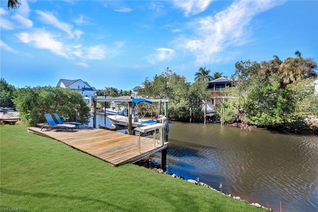 1285 Grand Canal DR-37