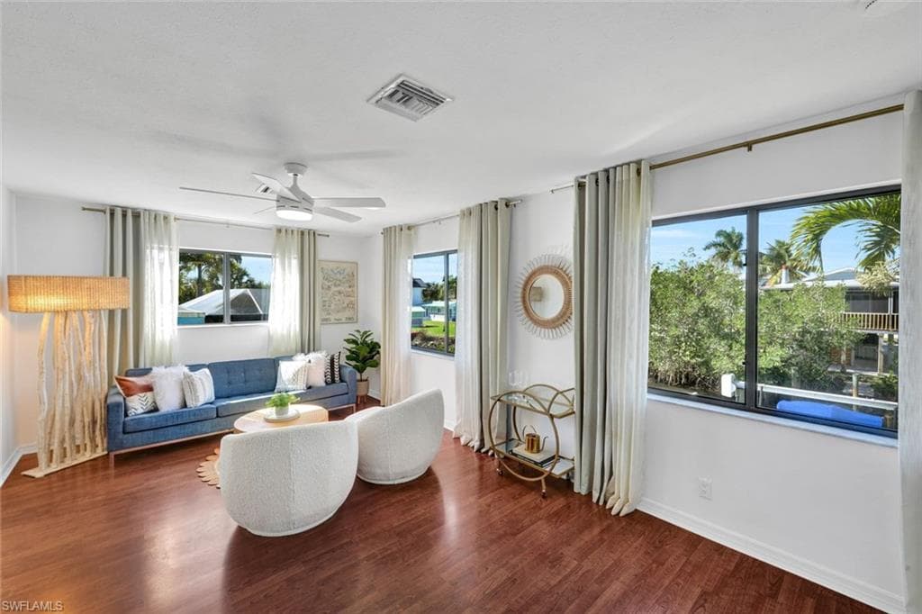 1285 Grand Canal DR-14
