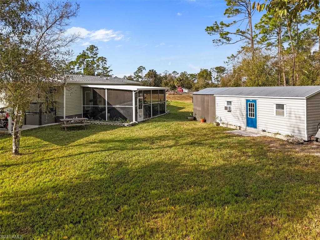 6885 Rich RD, NORTH FORT MYERS FL 33917-22