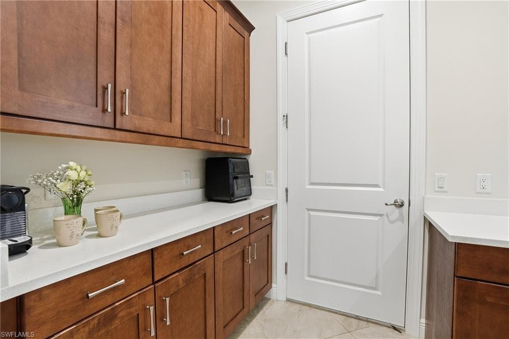 3707 5th AVE SW, NAPLES FL 34117-29