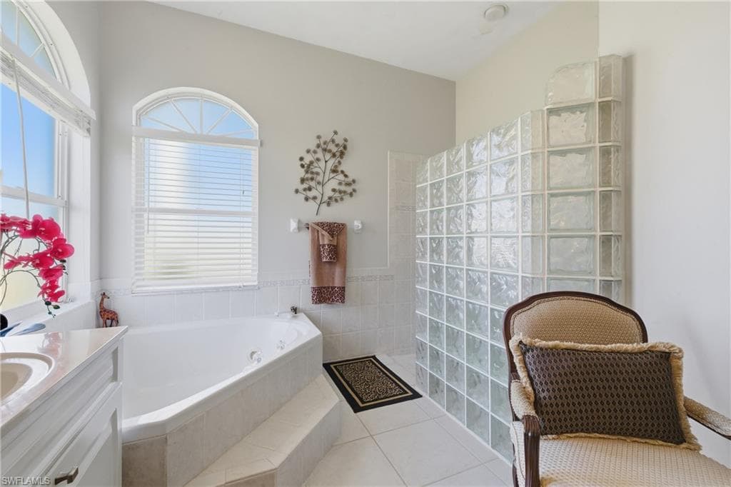 2026 SE 29th ST, CAPE CORAL FL 33904-29