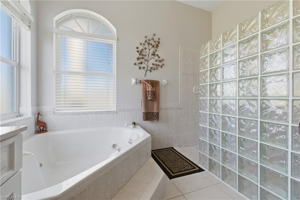 2026 SE 29th ST, CAPE CORAL FL 33904-30