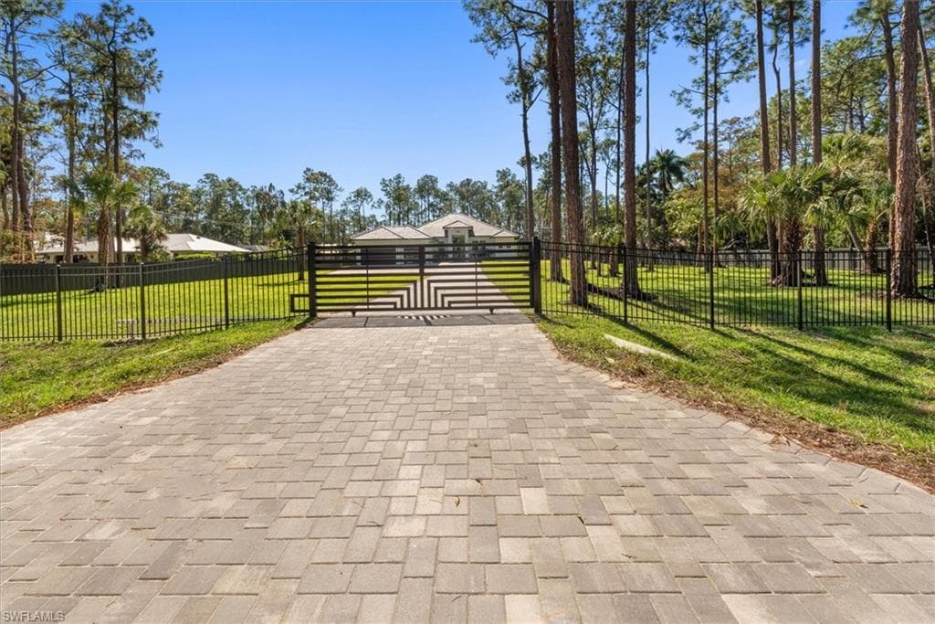 5080 Hickory Wood DR-2