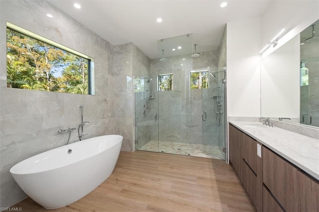 5080 Hickory Wood DR, NAPLES FL 34119-20