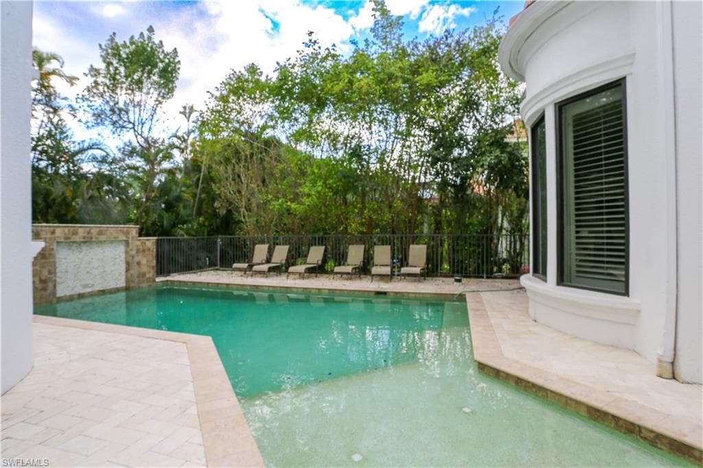 1412 Hemingway PL, NAPLES FL 34103-5