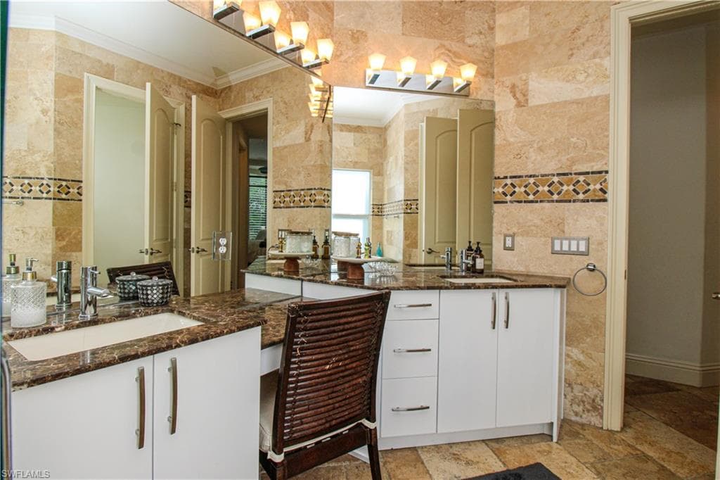 1412 Hemingway PL, NAPLES FL 34103-25