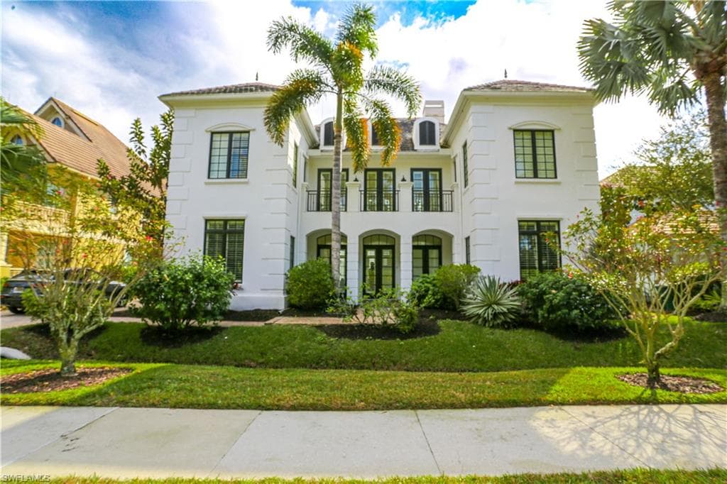 1412 Hemingway PL, NAPLES FL 34103-2