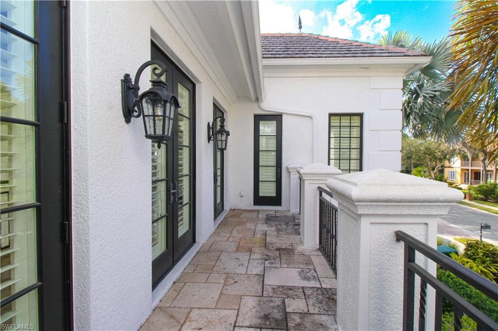 1412 Hemingway PL, NAPLES FL 34103-33