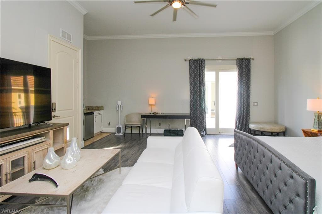 1412 Hemingway PL, NAPLES FL 34103-49