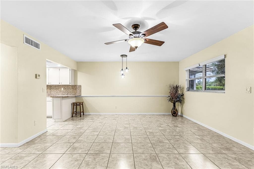 5917 Littlestone CT # 115, NORTH FORT MYERS FL 33903-5