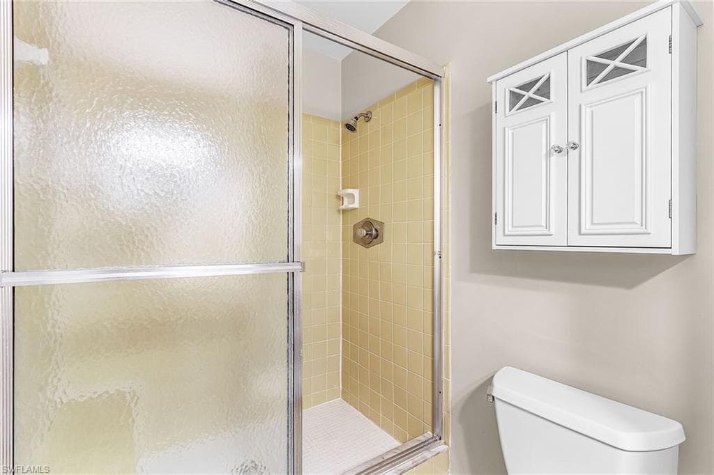 5917 Littlestone CT # 115, NORTH FORT MYERS FL 33903-15