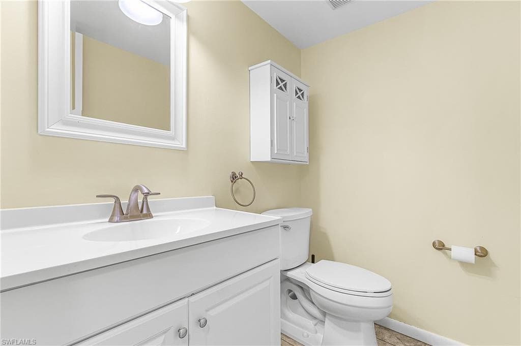 5917 Littlestone CT # 115, NORTH FORT MYERS FL 33903-11
