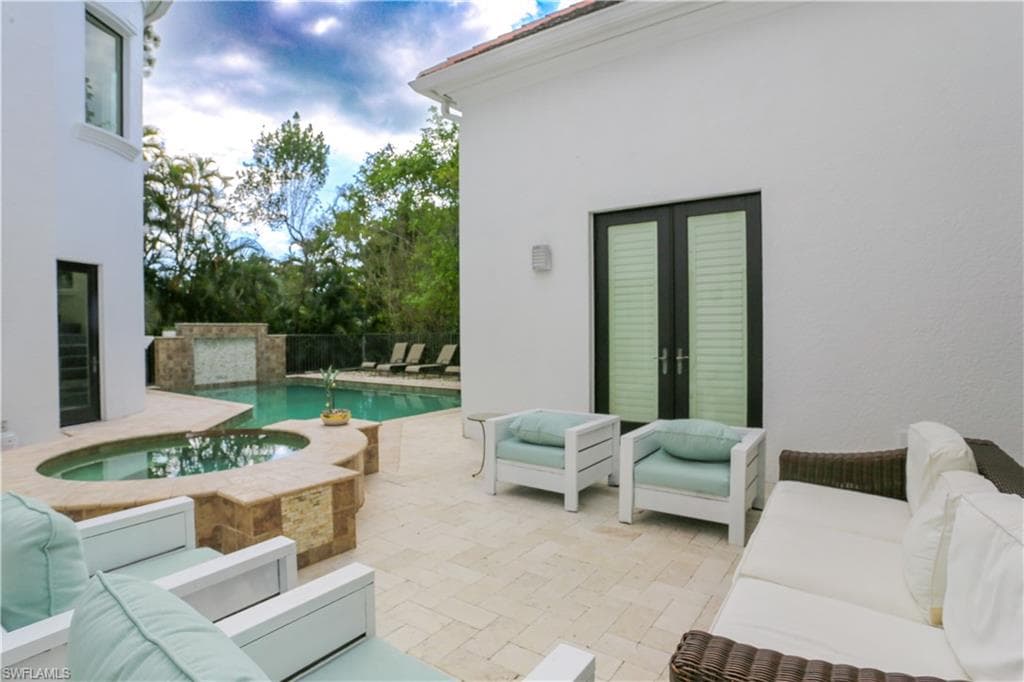 1412 Hemingway PL, NAPLES FL 34103-4