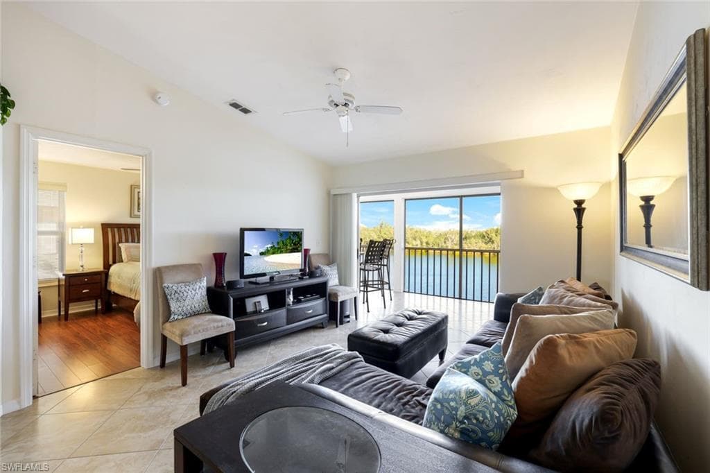 1325 Mainsail DR # 1211, NAPLES FL 34114-3