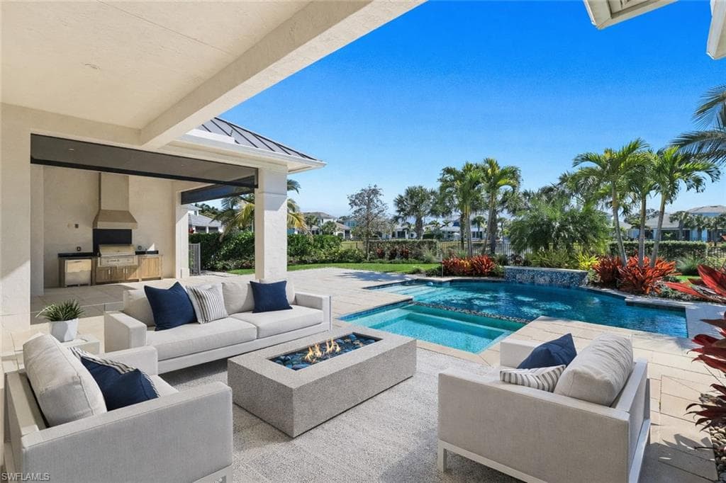 16716 Enclave CIR-5