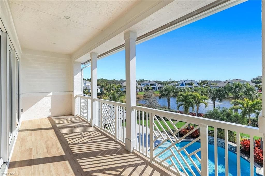 16716 Enclave CIR-27