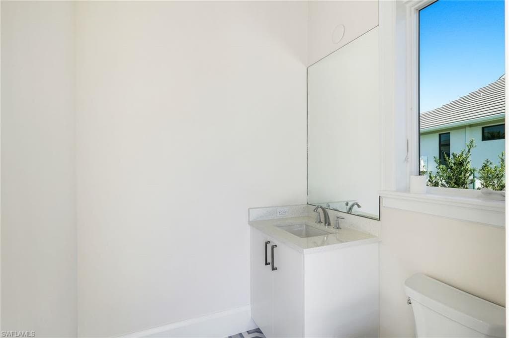 16716 Enclave CIR-43