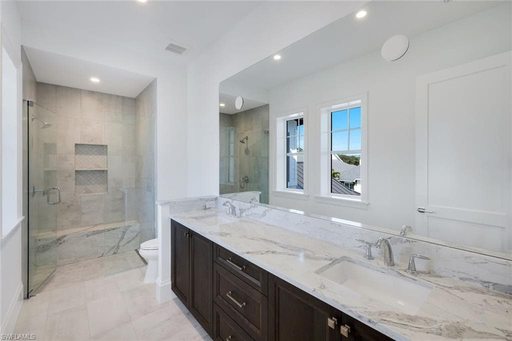 16728 Enclave CIR, NAPLES FL 34110-33