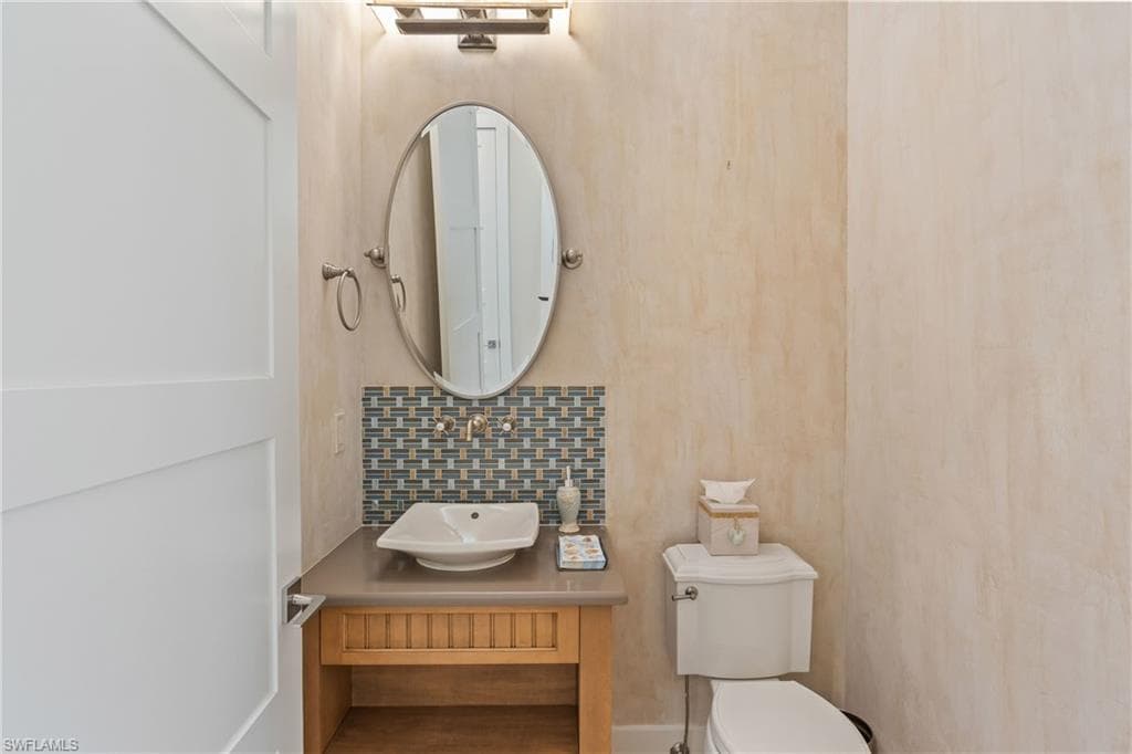 12271 Shoreview DR-31