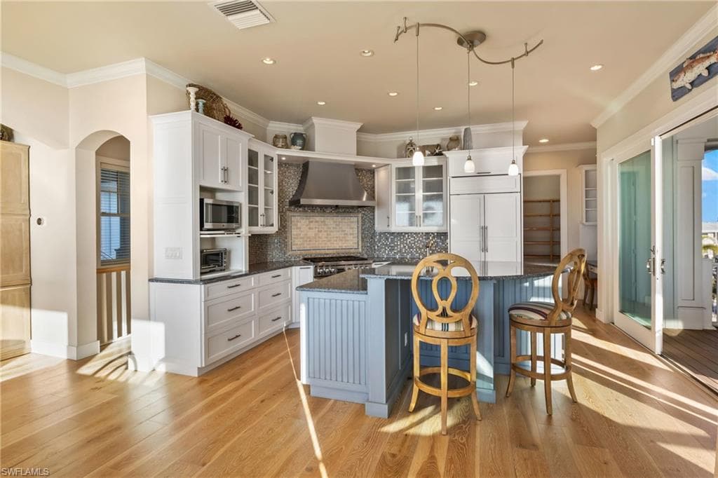 12271 Shoreview DR-19