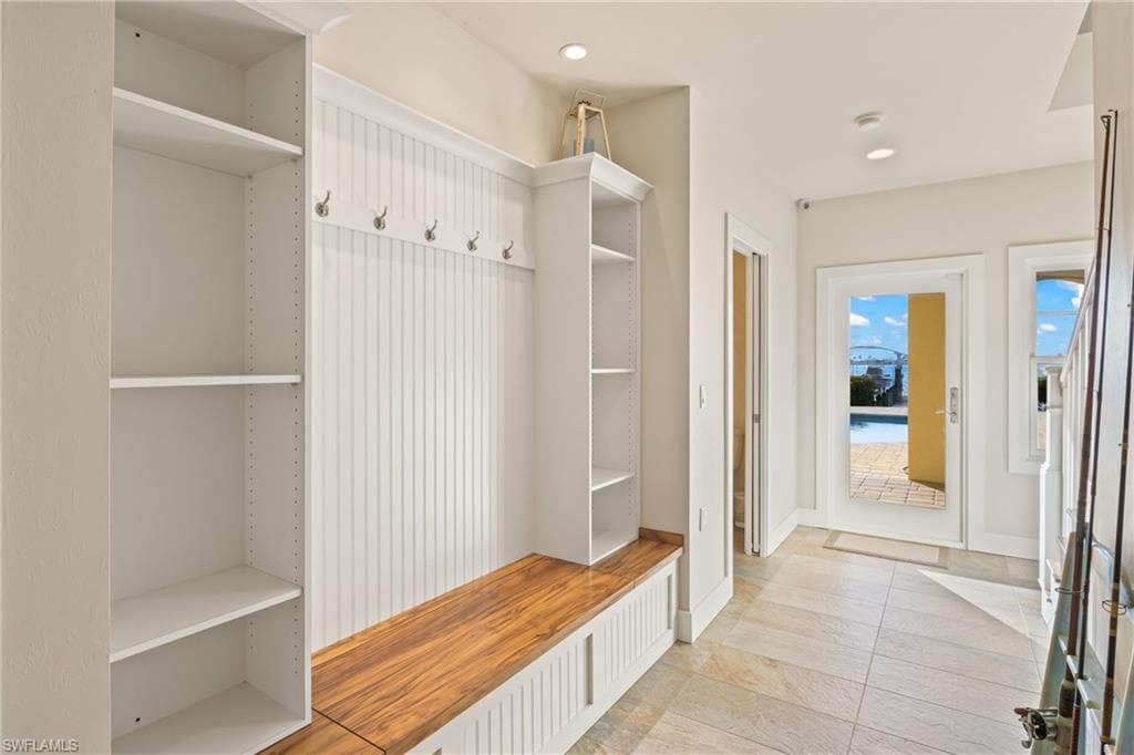 12271 Shoreview DR-39