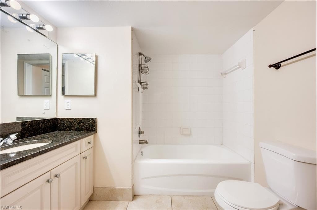 1210 Wildwood Lakes BLVD # 106, NAPLES FL 34104-22