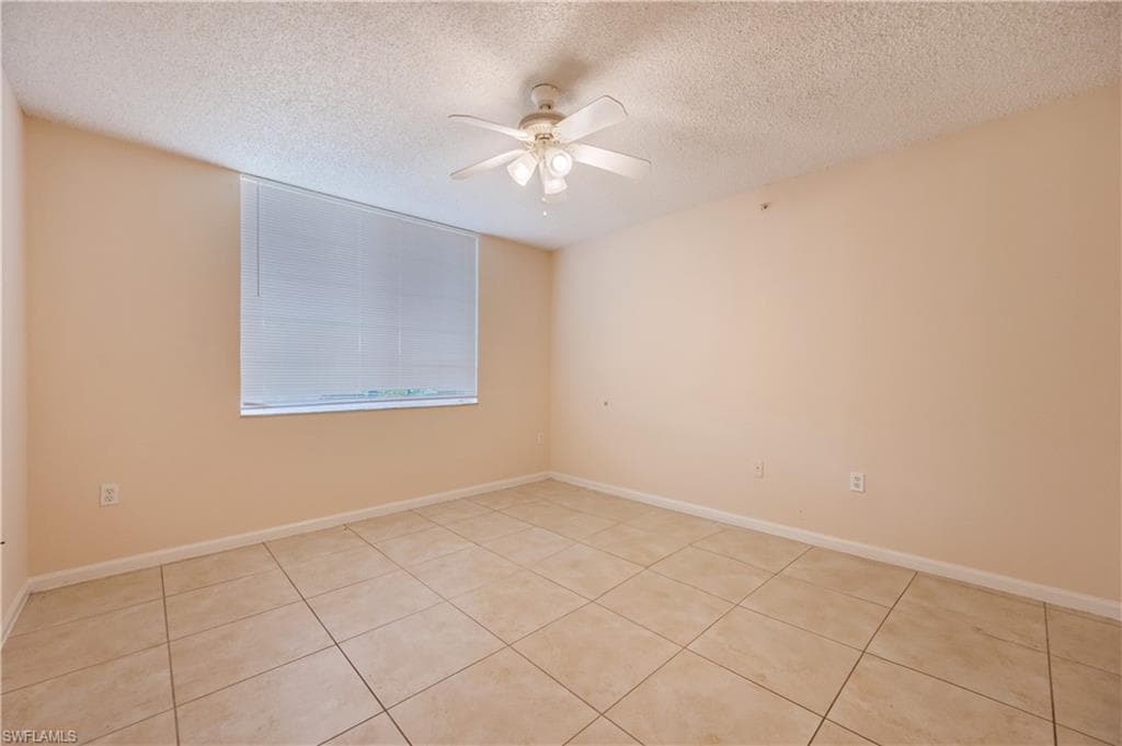 1210 Wildwood Lakes BLVD # 106, NAPLES FL 34104-20