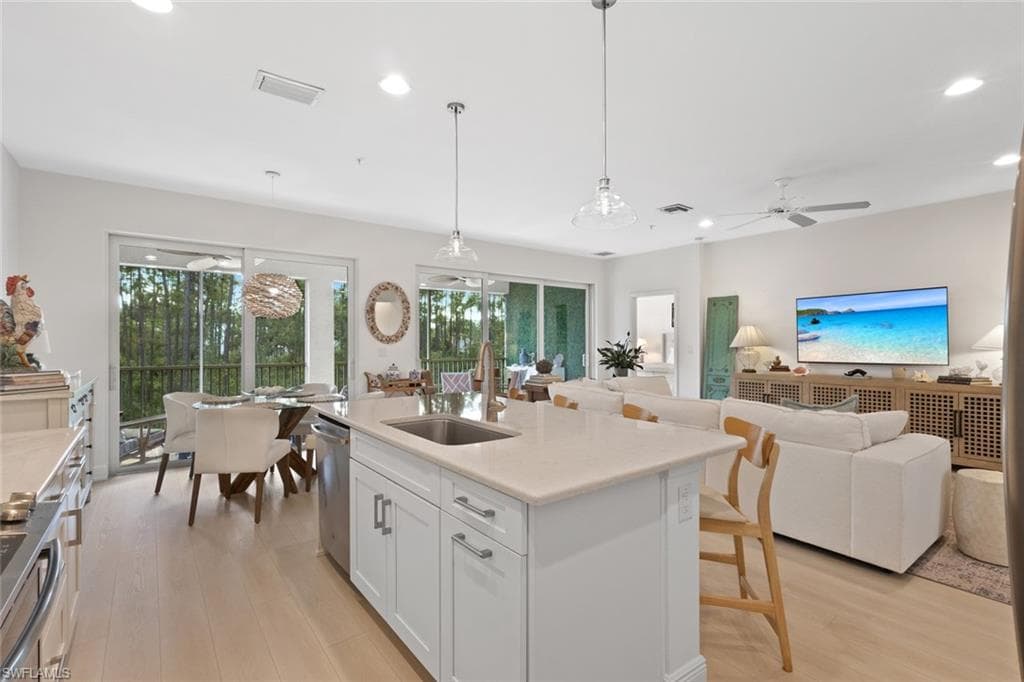 6973 Avalon CIR 1406-8