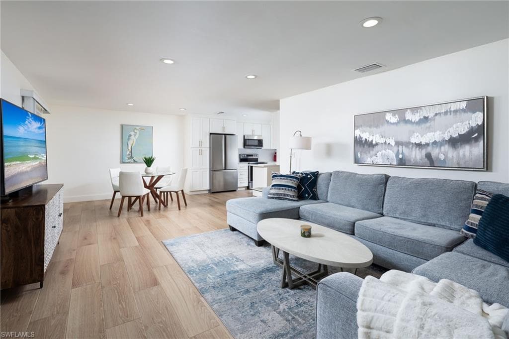 1595 Curlew AVE # 4, NAPLES FL 34102-4